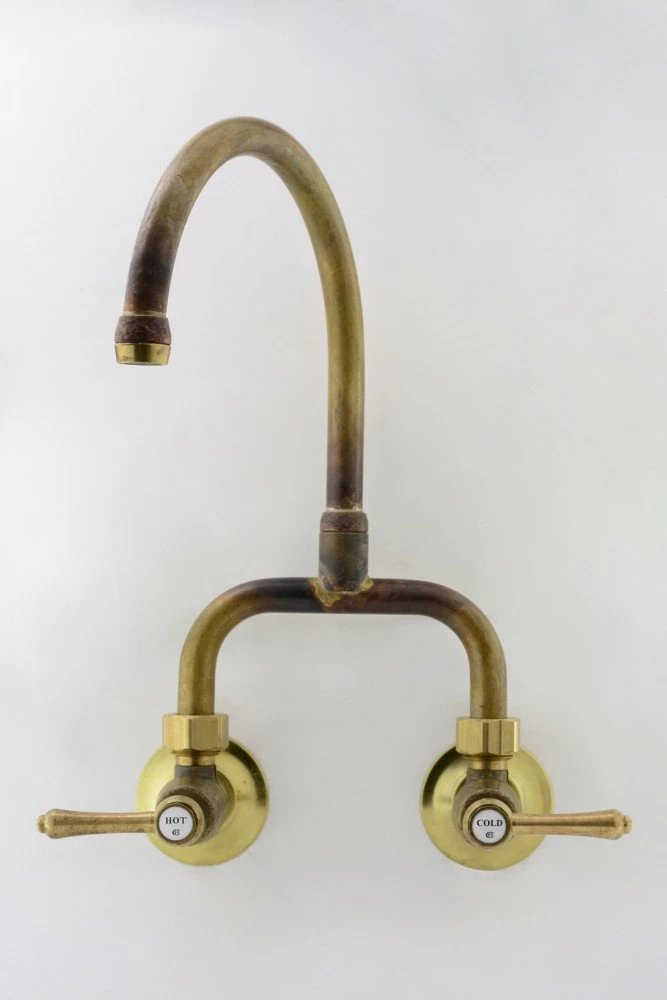 CB Ideal - Roulette - Exposed Wall Set With Swivel Gooseneck Outlet 3 CB Ideal - Roulette - Exposed Wall Set With Swivel Gooseneck Outlet