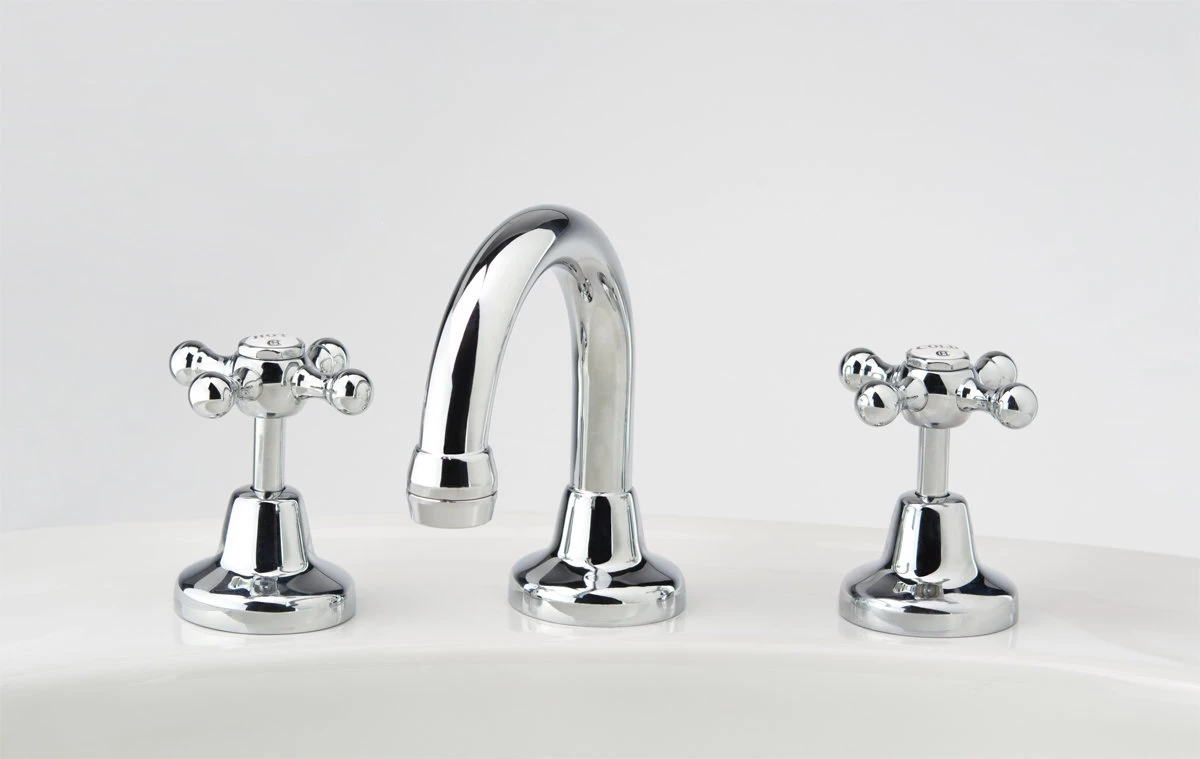 CB Ideal - Roulette - Basin Set With Fixed Gooseneck Outlet 3 CB Ideal - Roulette - Basin Set With Fixed Gooseneck Outlet