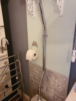 Turner Hastings - Birmingham Toilet With High Level Cistern -Home Hardware 2b3f33 37997f4fa9de42319badee035c98bd3dmv2