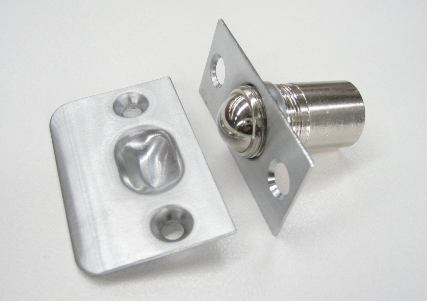 Worldwide - Ball Catch Latch With Cupped Striker 4 Worldwide - Ball Catch Latch With Cupped Striker - Image 3