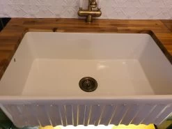 Turner Hastings - Butler Gloss White - Novi 75 X 46 Fine Fireclay Sink -Home Hardware 2b3f33 6447b58b538740fd814edd47d8cdff06mv2