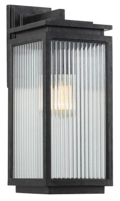 Exterior Light - Boulevard - Medium Wall Bracket