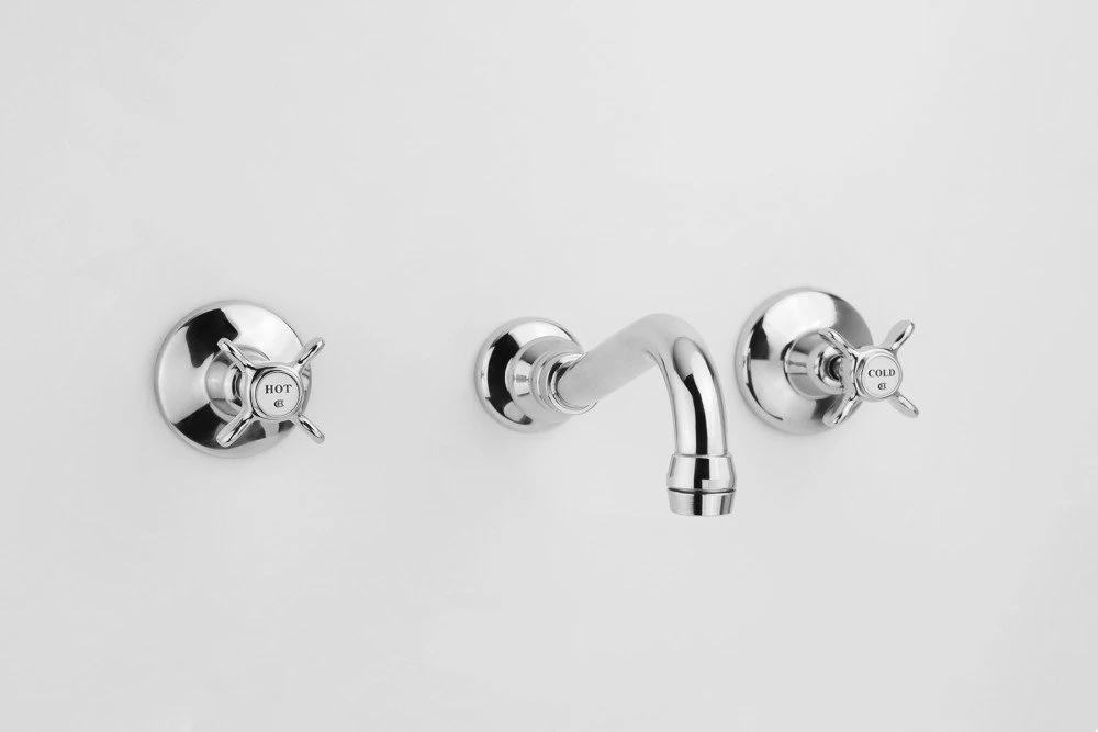CB Ideal - Olde Adelaide - Wall Bath/Basin Set 7 CB Ideal - Olde Adelaide - Wall Bath/Basin Set - Image 5