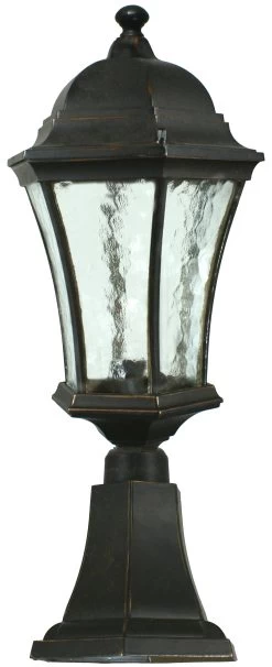 Exterior Light - Strand - Medium Pillar Mount