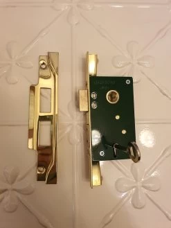 Jacksons JM25R - Rebated High Security 5 Lever Lock B30mm