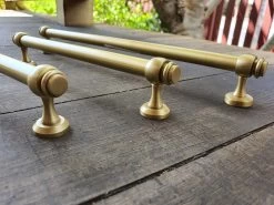 Marina Isles - Traditional - Lexington 'D' Pull Handle - CTC128, 192, 288, 480mm 26 Marina Isles - Traditional - Lexington 'D' Pull Handle - CTC128, 192, 288, 480mm -Home Hardware 2b3f33 faa3c78f8e93477487cd33a5fee64f56mv2